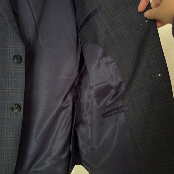 Pronto Uomu Platinum Blue Plaid 2 Button Sport Blazer, Size 44R - Picture 8 of 12